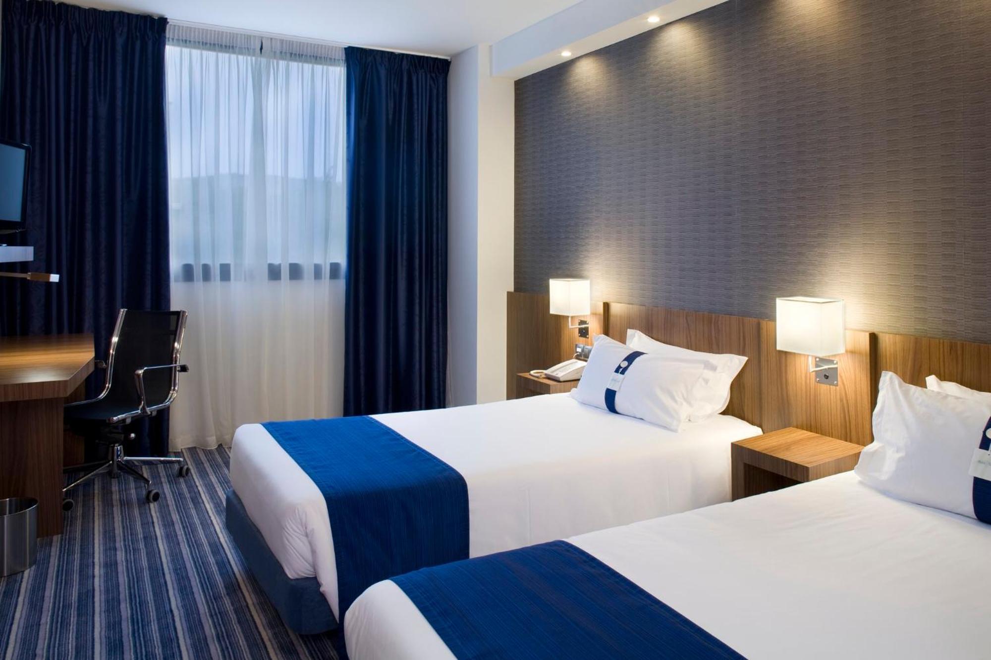 Express Bilbao Airport By Ihg Hotel 3*